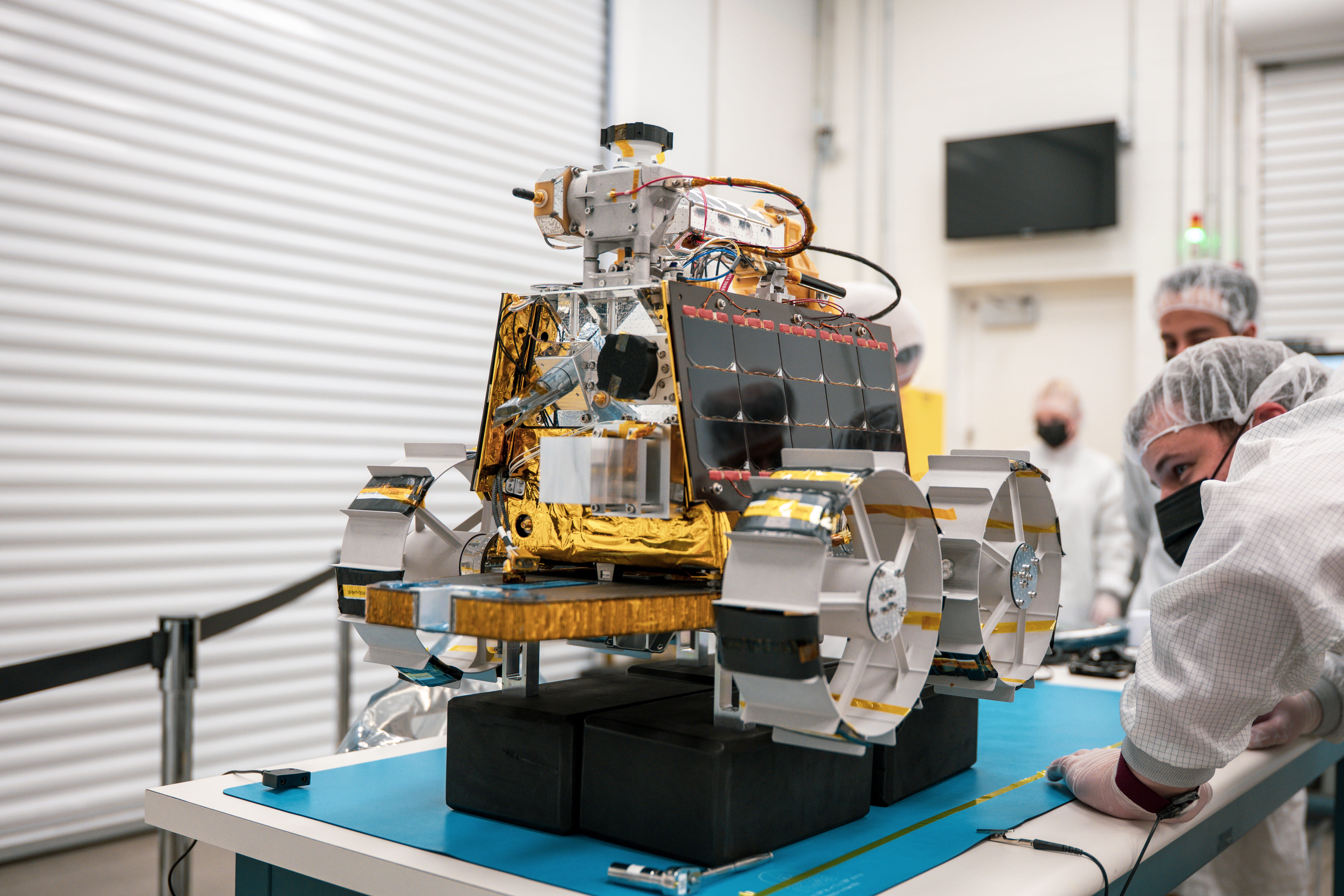 F Rashed 2 MBRSC conducts new series of tests on Rashid Rover 2 in collaboration ...