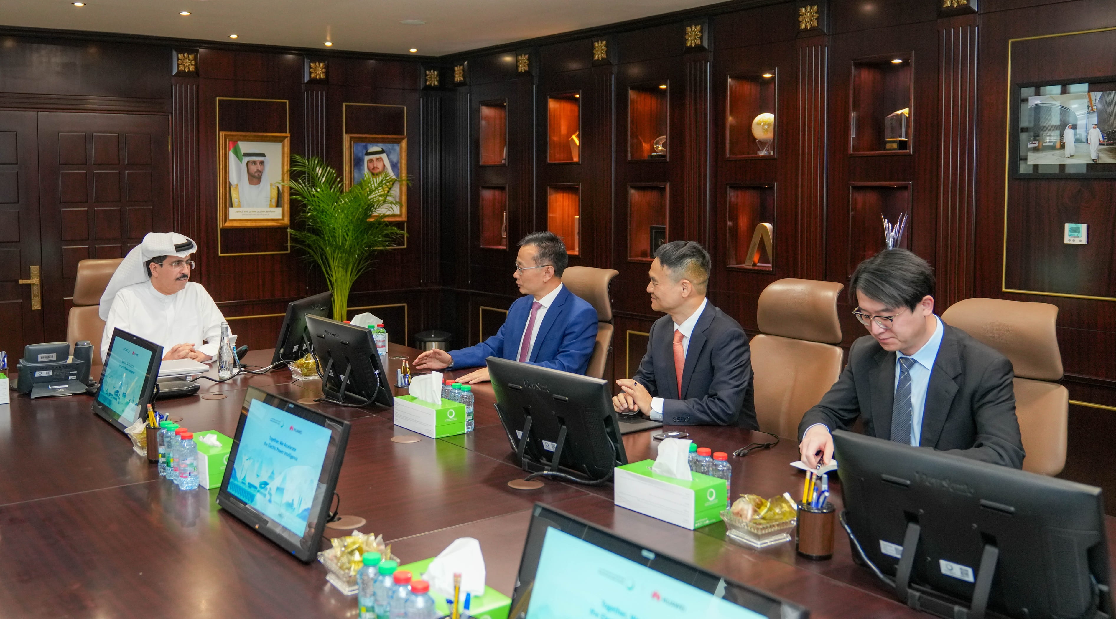 Saeed Mohammed Al Tayer Meets Huawei s New Regional President To saeed-mohammed-al-tayer-meets-huawei-s-new-regional-president-to